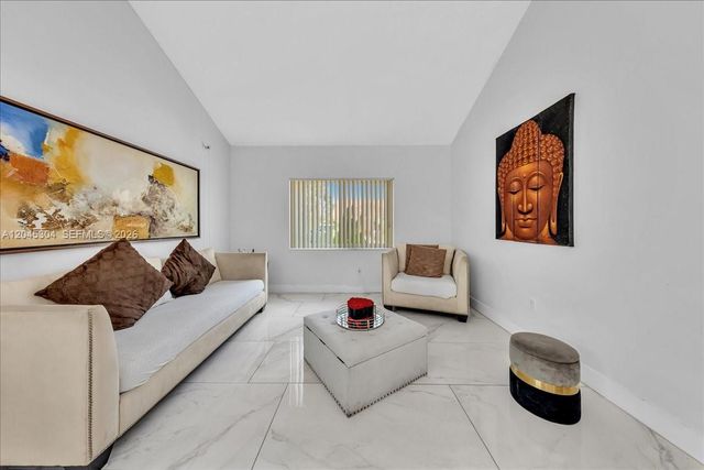 5542 NW 190th Lane, Miami Gardens, FL 33055