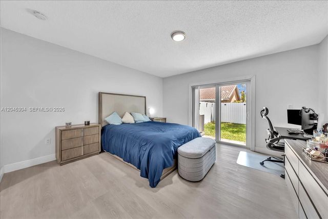 5542 NW 190th Lane, Miami Gardens, FL 33055