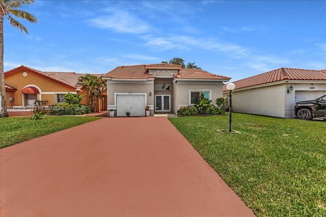 5542 NW 190th Lane, Miami Gardens, FL 33055