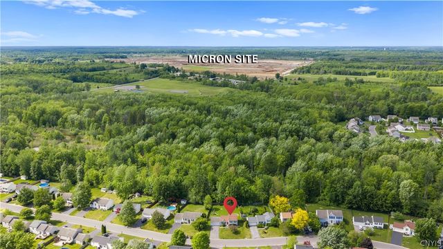 5717 Boulia Drive, Clay, NY 13041
