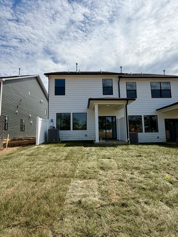 921 Tellico Street, Gallatin, TN 37066