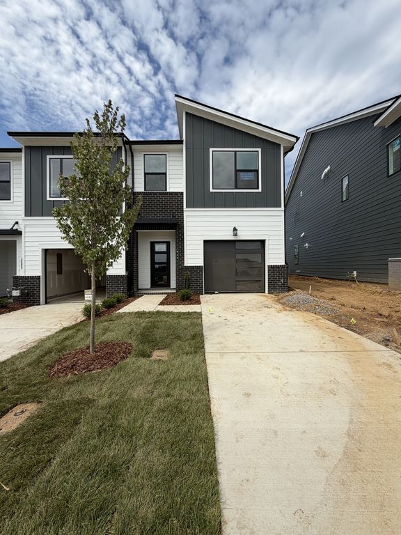921 Tellico Street, Gallatin, TN 37066