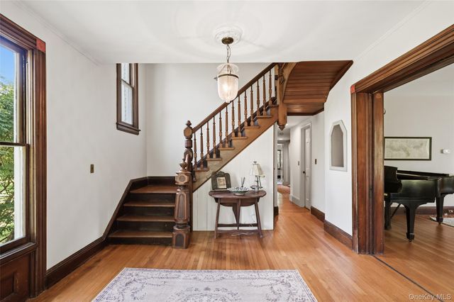 121 Post Office Road, South Salem, NY 10590