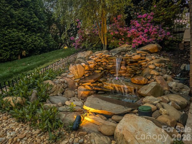 9433 Stonebridge Way, Mint Hill, NC 28227