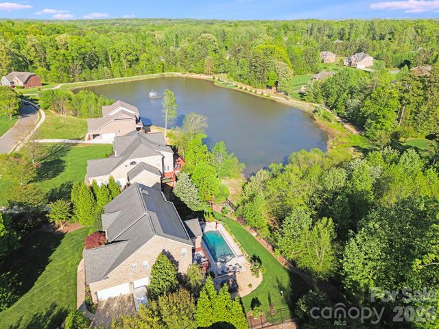 9433 Stonebridge Way, Mint Hill, NC 28227