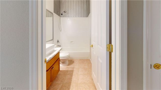 3591 Driving Range Street, Las Vegas, NV 89122