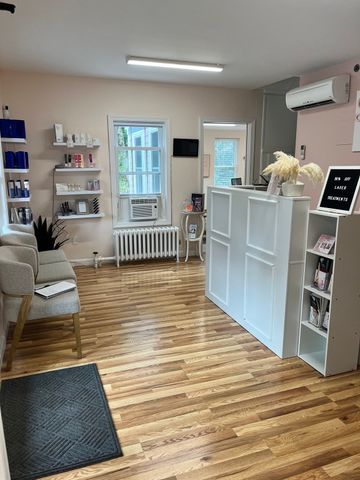 273 W Main St, Norton, MA 02766