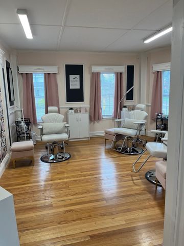 273 W Main St, Norton, MA 02766