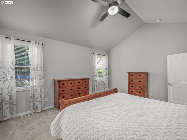 265 Ne 36TH Ct, Hillsboro, OR 97124
