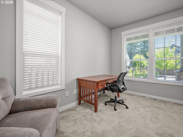 265 Ne 36TH Ct, Hillsboro, OR 97124