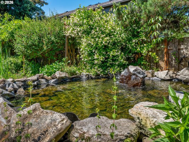 265 Ne 36TH Ct, Hillsboro, OR 97124