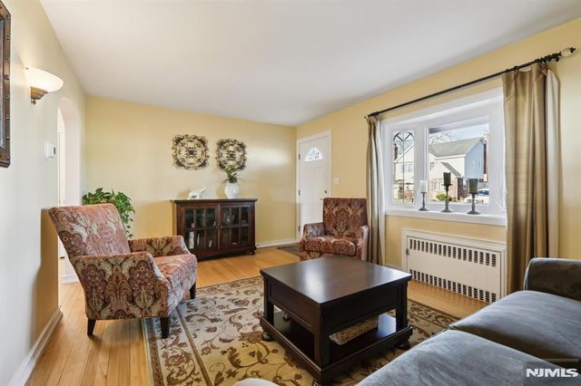 00-40 Elden Place, Fair Lawn, NJ 07410