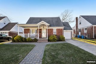 00-40 Elden Place, Fair Lawn, NJ 07410