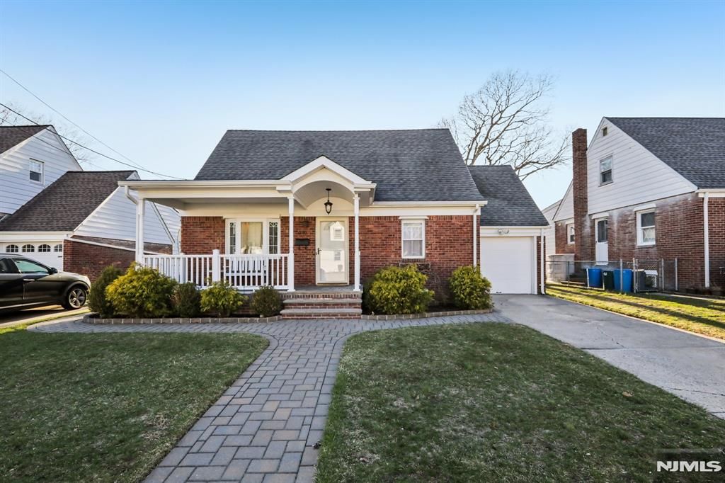 00-40 Elden Place, Fair Lawn, NJ 07410