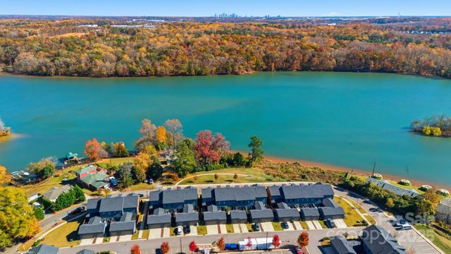 236 Linestowe Drive, Belmont, NC 28012