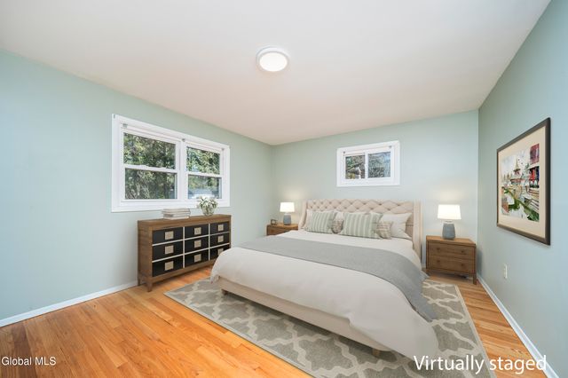 627 Via Ponderosa, Guilderland, NY 12303