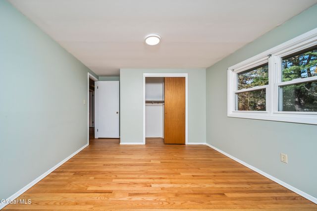 627 Via Ponderosa, Guilderland, NY 12303