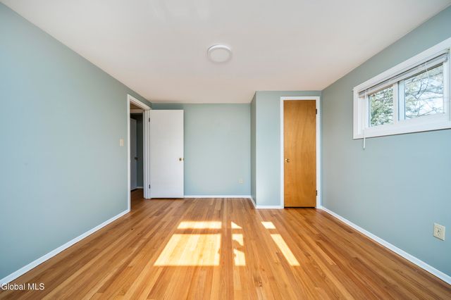 627 Via Ponderosa, Guilderland, NY 12303