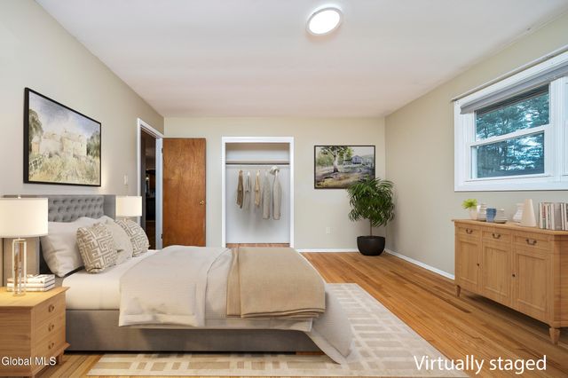 627 Via Ponderosa, Guilderland, NY 12303