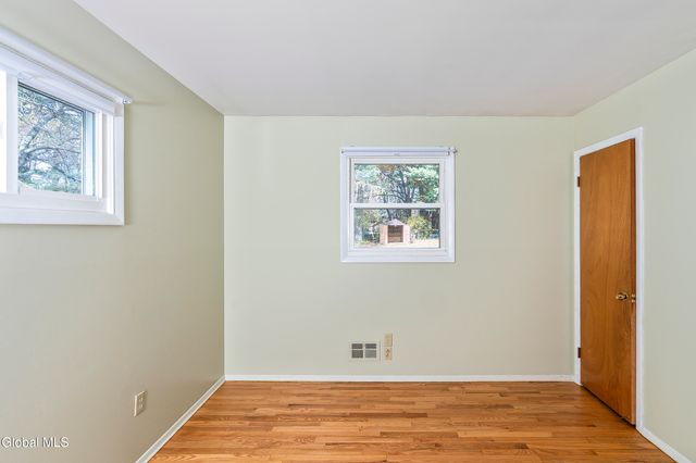 627 Via Ponderosa, Guilderland, NY 12303