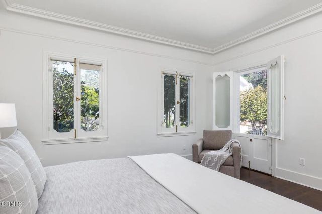 1275 New York Drive, Altadena, CA 91001