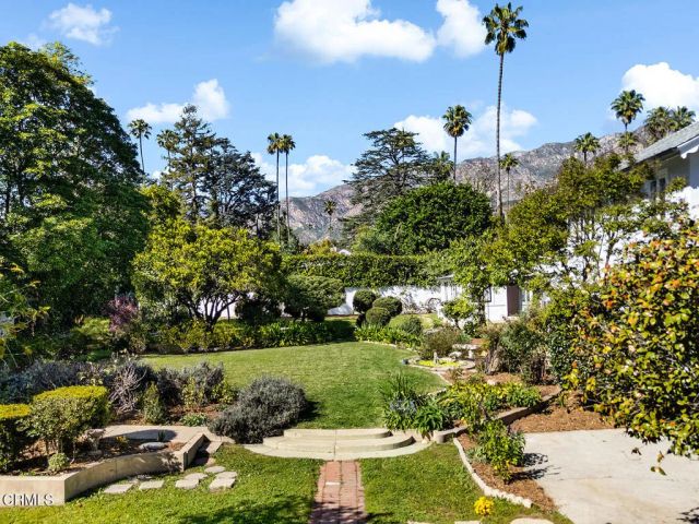 1275 New York Drive, Altadena, CA 91001