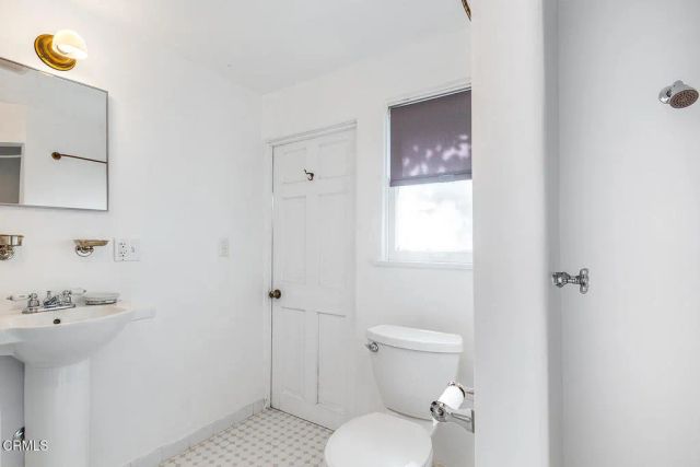 1275 New York Drive, Altadena, CA 91001