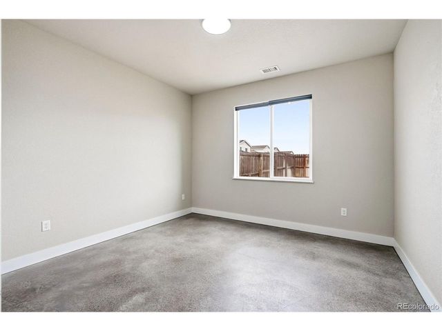 529 Foxtail Pl, Wiggins, CO 80654
