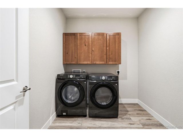 529 Foxtail Pl, Wiggins, CO 80654