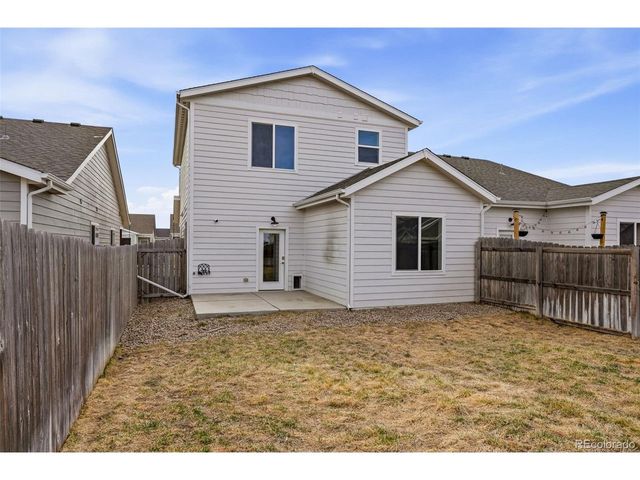 529 Foxtail Pl, Wiggins, CO 80654