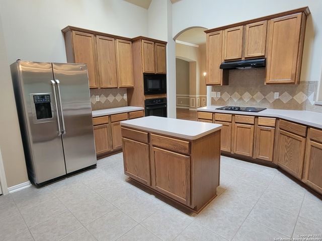 2524 MELVILLE, Schertz, TX 78154