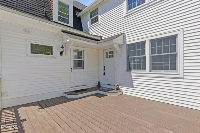 963 Riverview Road, Clifton Park, NY 12148