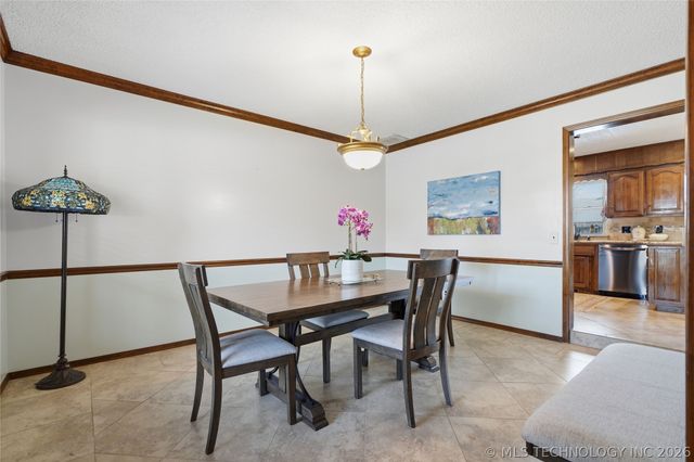 6212 E 78th Street, Tulsa, OK 74136