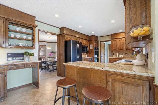 6212 E 78th Street, Tulsa, OK 74136