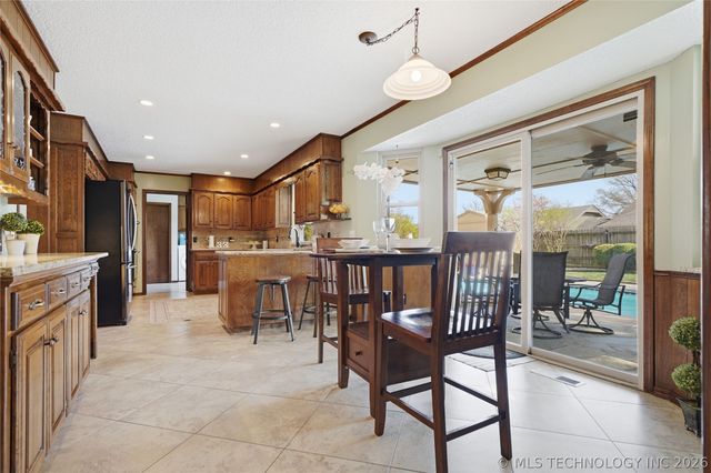 6212 E 78th Street, Tulsa, OK 74136