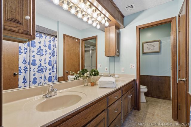 6212 E 78th Street, Tulsa, OK 74136