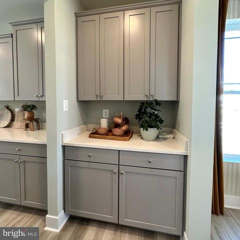 5404 NEWPORT CIR, White Plains, MD 20695