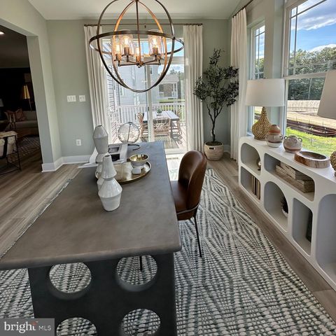 5404 NEWPORT CIR, White Plains, MD 20695