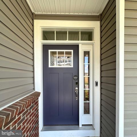 5404 NEWPORT CIR, White Plains, MD 20695