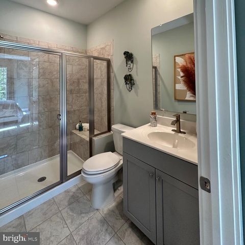 5404 NEWPORT CIR, White Plains, MD 20695