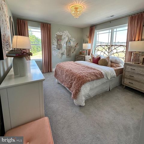 5404 NEWPORT CIR, White Plains, MD 20695