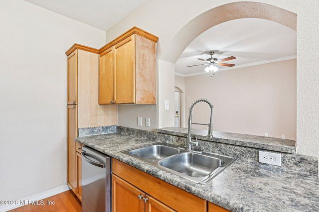 10961 BURNT MILL Road 1213, Jacksonville, FL 32256