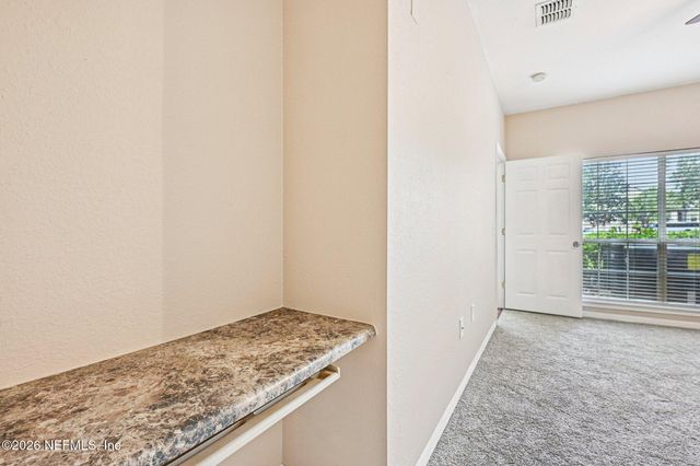 10961 BURNT MILL Road 1213, Jacksonville, FL 32256