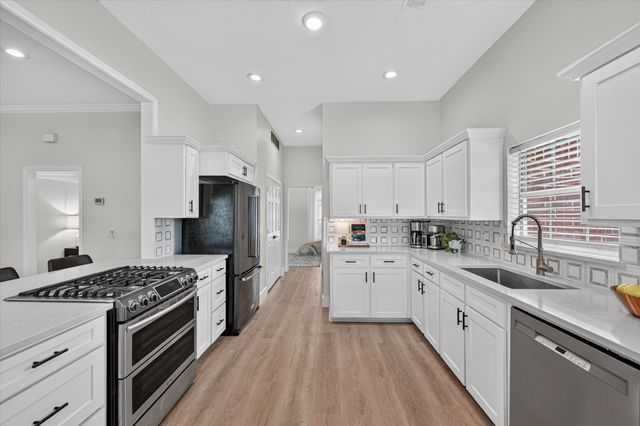 600 Rosedale Street, Highland Village, TX 75077