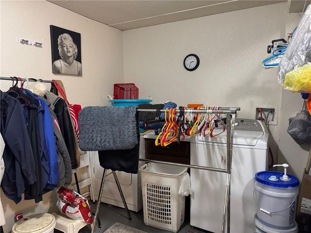 8500 E 57th Street, Kansas City, MO 64129