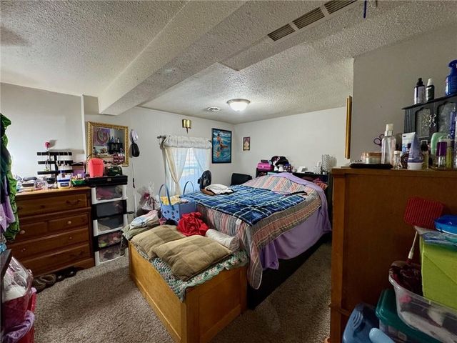 8500 E 57th Street, Kansas City, MO 64129