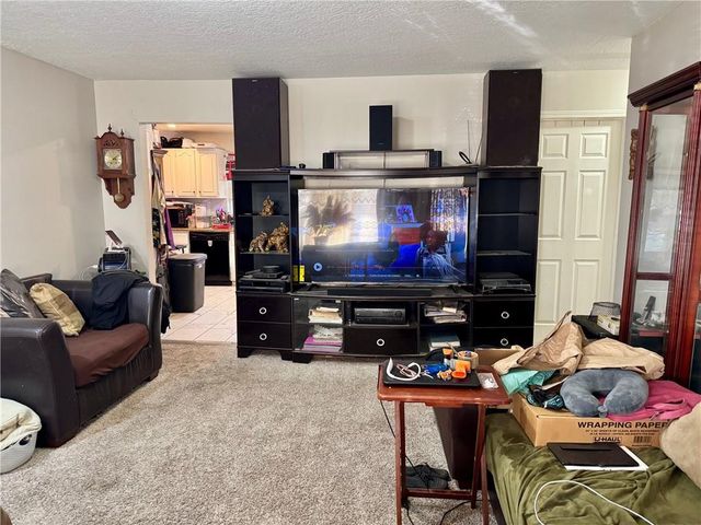 8500 E 57th Street, Kansas City, MO 64129