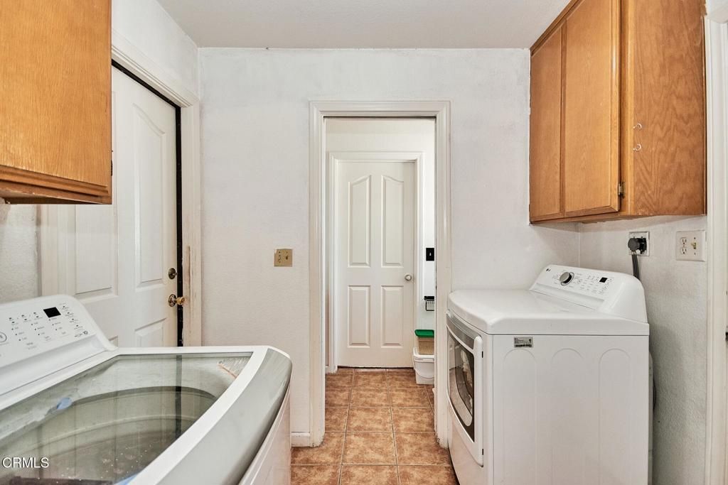 Image 30 of property listing at 9527 Riggins Road, Phelan, CA 92371