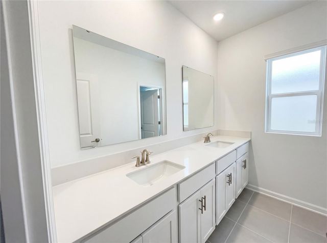 709 PERONI AVENUE, Debary, FL 32713