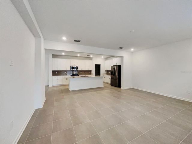 709 PERONI AVENUE, Debary, FL 32713